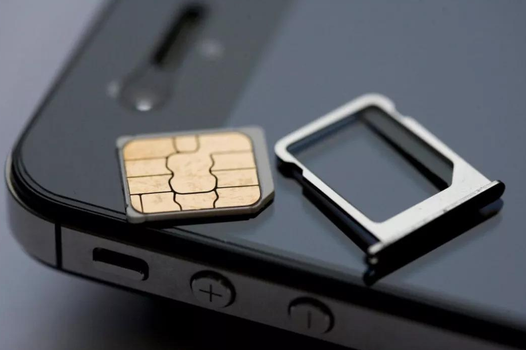双卡iPhone 12 pro max为什么只有一个卡槽？如何插卡？