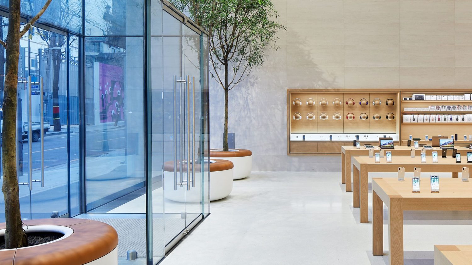 ƻ Apple Store  4  19  ָӪҵ