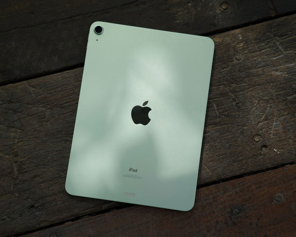 iPad Air 4 ֵù𣿺 iPad Pro ʲô