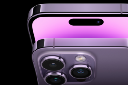曝iPhone14Pro紫色存在工艺缺陷：背面有奇怪的斑点