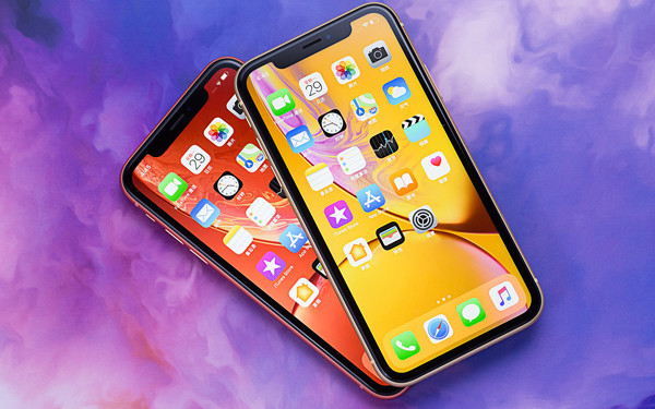 iPhone XR