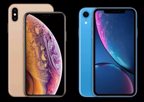 iPhone XS MaxiPhone XR