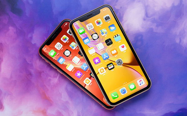 iPhone XR