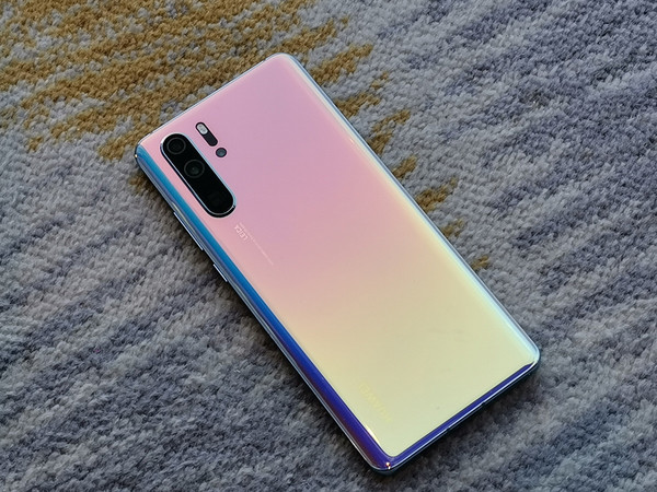 華為P30Pro、三星S10+外觀對比iPhone2019誰更美