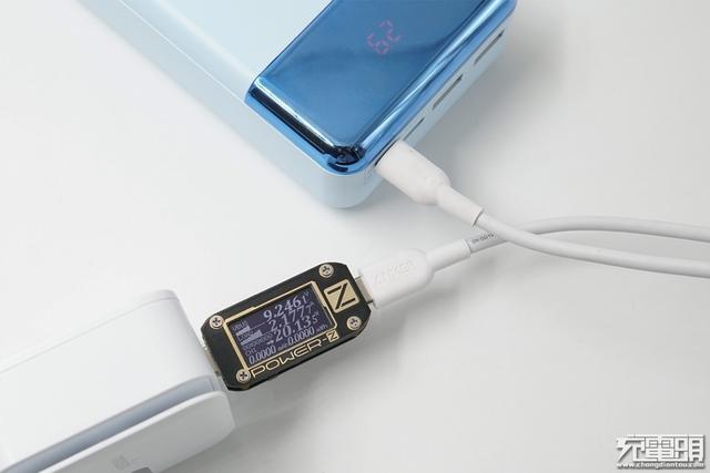 蘋果iPhone的最佳伴侶！7款Lightning快充口充電寶選購指南