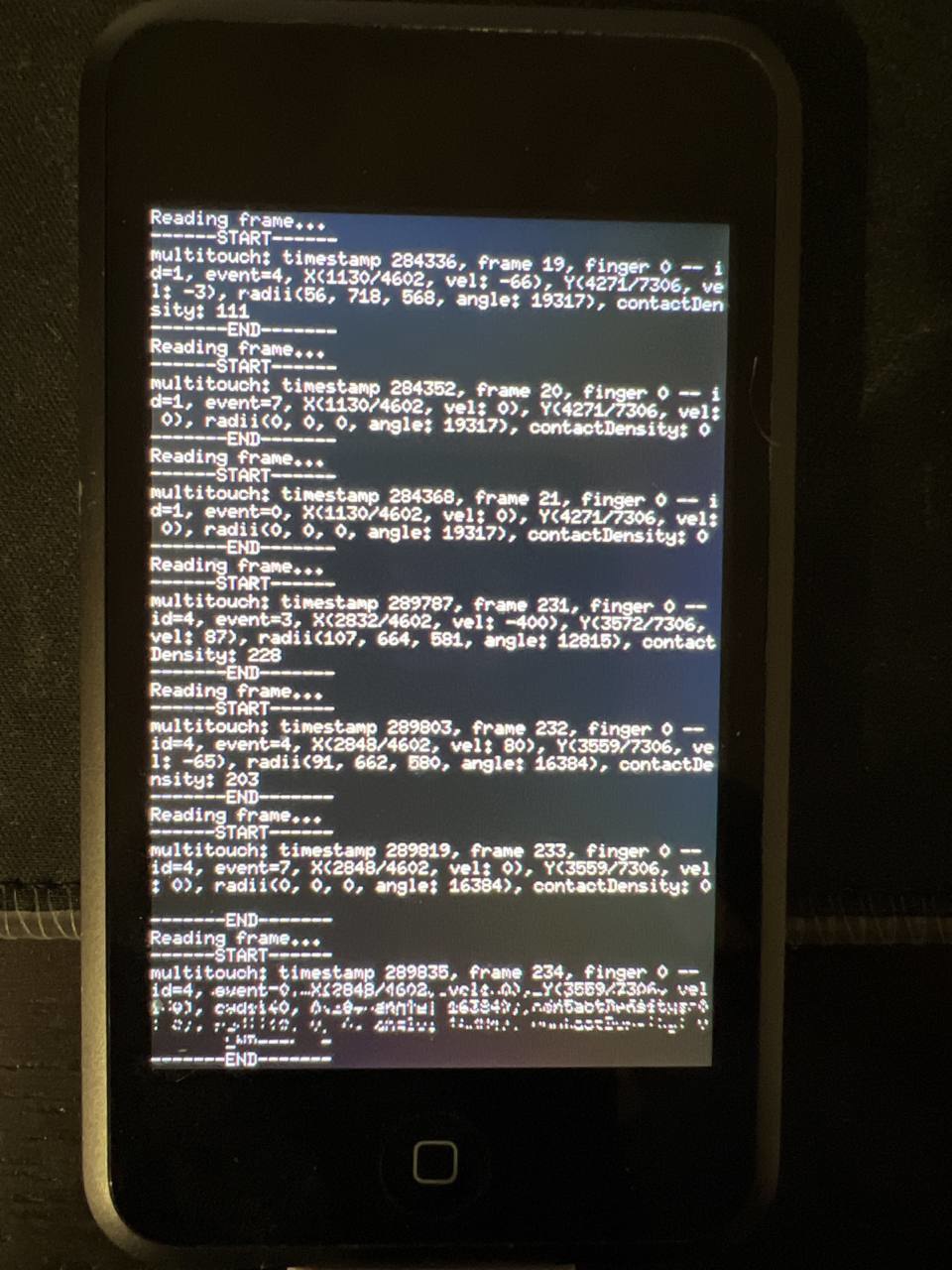 ʱһ࣬QEMU ߳ɹڵģ iPod touch ϵĳ iPhone OS