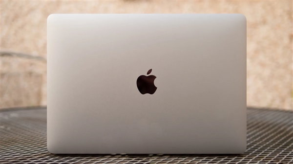 ʷߴMacBook Air·ϣĻͻ15Ӣ