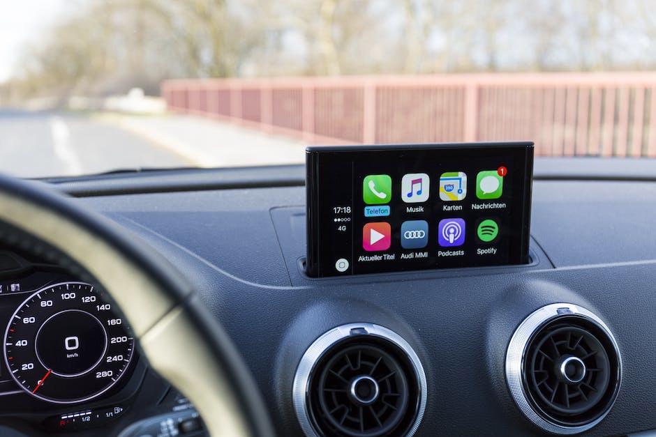 ƻ iOS 16.3 ʽ޸һ CarPlay Bugǰ Siri СFind My޷ʹ