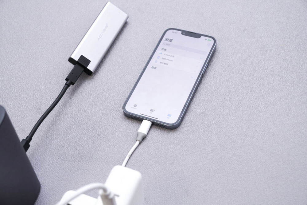 iPhone 15 ˿ڹԤ⣬USB-C˿ڴĹ̬Ӳʵ