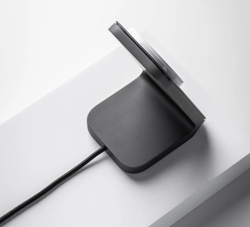 Nomad Ϊ MagSafe iPhone Ƴ Stand One ֧ܣ 15Wۼ 109.95 Ԫ