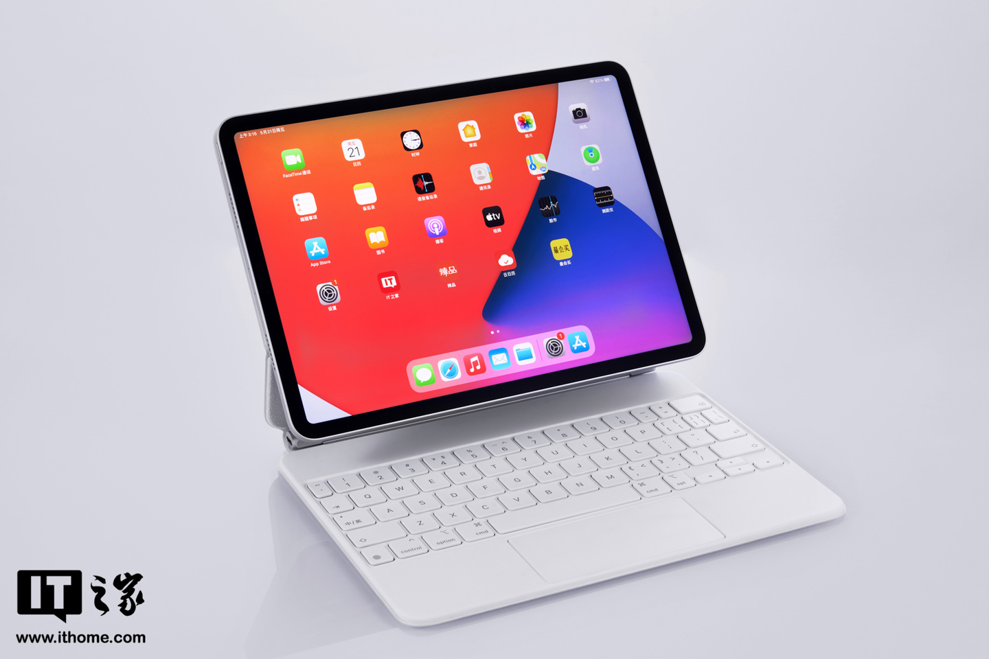 LG ʾΪƻ OLED 壬׼¿ iPad Pro ƽ