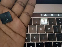 8.6 롢⳥ 395 Ԫƻ MacBook ̺ͽ׼