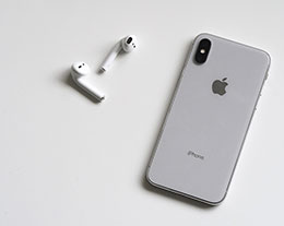 AirPods е iPhone Сʾʲô