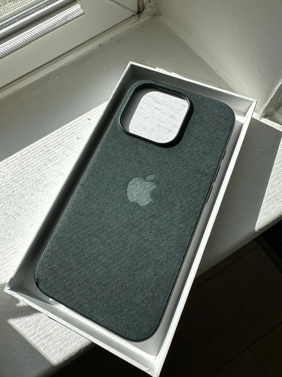 ѿƻ iPhone 15 ϵ FineWoven 