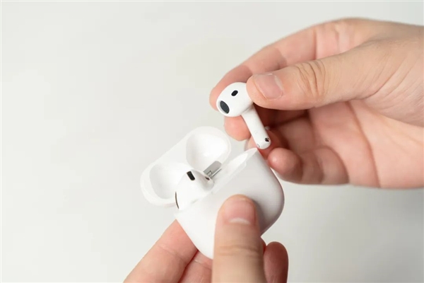 AirPods 4飺Ƽ 