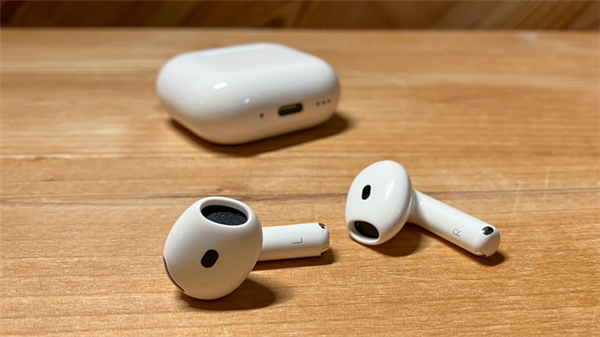 AirPods 4ԱAirPods 3ֵĴ